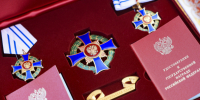 Многодетным семьям Петербурга вручили госнаграды - Санкт-Петербург.ру