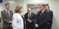 Министр здравоохранения Михаил Мурашко посетил амбулаторию в деревне Писковичи и Псковский онкодиспансер - ГТРК Псков