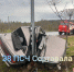 Машина сложилась пополам, врезавшись в столб в Карелии: водитель жив - Gubdaily.Ru