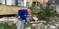 Картинка Активисты «Молодой Гвардии Единой России» оказывают помощь экстренным службам в Белгороде после атаки беспилотников  от Молодой Гвардии - Молодая Гвардия
