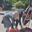 9 мая сотрудники Министерства промышленности и торговли Запорожской области присоединились к торжественному возложению цветов к Вечному огню, почтив память героев, которые отдали свои жизни за наше мирное будущее - Министерство промышленности и торговли