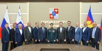 Глава Сочи Андрей Прошунин и председатель Городского Собрания Сочи Виктор Филонов встретились с Героем России, участником специальной военной операции Сергеем Терзияном - Городское Собрание