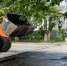 В Коврове монтируют дорожную неровность и убирают смет - KovrovSegodnya.Ru