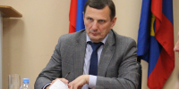 Глава Кольского округа Александр Лихолат: Сегодня провёл традиционное аппаратное совещание - Кольский район