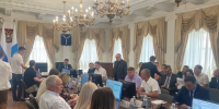 Проблема с работой валидаторов. Чиновники заверили, что пассажиров вновь стали выпускать из автобусов через все двери - ИА Версия-Саратов