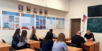 Инспектор ГИБДД провел профилактическое занятие с сотрудниками ИЦ-1 - УФСИН