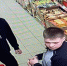 В Иркутске разыскиваются парни, которые могут быть свидетелями кражи - Weacom.Ru