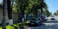В Орле электровелосипедист врезался в дверь - OrelGrad.Ru