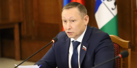 Евгений Подгорный на заседании комитета, фото Александры Федотовой - Законодательное собрание