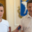 Врио мэра города Антон Трудинов вручил ключи от квартир первым новосёлам в 2026 году - I-ola.Ru
