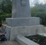 В Ровеньках продолжают работы по благоустройству памятников. - Город Ровеньки