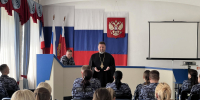 Росгвардейцы стали участниками встречи с представителем духовенства Симферопольской и Крымской епархии - Росгвардия