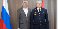 Дмитрий Миляев вручил памятный нагрудный знак Губернатора Тульской области  «Участник военного парада в городе-герое Туле» - Правительство области
