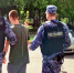 На востоке столицы росгвардейцы задержали мужчину, устроившего дебош в хостеле (Видео) - Росгвардия