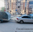 В центре города во дворе под автомобиль с прицепом попал ребенок - OnlineVologda.Ru