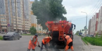 В Курске к уборке улиц привлекли 64 единиц техники - Курская правда