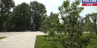 Новое памятное место. В Великих Луках открыли мемориальный парк воинской славы - ГТРК Псков