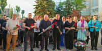 Память погибших студентов Старобельского педколледжа почтили в Луганске - Луганский Информационный Центр