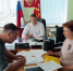 глава округа Максим Пядин подписал договор социального найма - фото - 1 - Ершичский район
