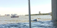 В Астраханской области сильная волна перевернула лодку с людьми - Bloknot-Astrakhan.Ru