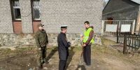 В Мурманске восемь новых граждан отправили в военкомат после проверки документов - Мурманский вестник