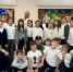 В Арт‑галерее «АМЦ «Родина» состоялось культурно‑просветительское мероприятие — обзор выставки «Время и пространство» художника Наталии Аникиной с учениками младших классов лицея № 23 - Управление культуры