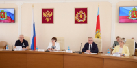 Депутаты смягчили условия получения единого детского пособия для многодетных семей - Газета Маяк