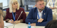 Виктория Голубева и Эдуард Козлов приняли участие в отчетно- программном форуме партии «Единая Россия» - «Есть результат!» во Владивостоке - Kolyma.Ru