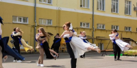 Почти для 11 тысяч орловских школьников звучит последний звонок - OrelTimes.Ru