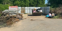 В селе Совхоз Боровский огромная крыса бегает возле мусорной площадки - Калужский перекрёсток