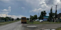 Пятилетний омич на электросамокате врезался в автобус - Om1.Ru