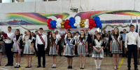 Последний звонок прозвенел сегодня для выпускников Аксая - Аксайское городское поселение