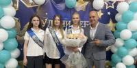 Депутаты Волгодонска пришли поздравить выпускников городских школ с Последним звонком - Bloknot-Volgodonsk.Ru
