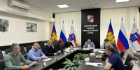 В Горсобрании Сочи прошло заседание территориальной депутатской группы Адлерского района - Городское Собрание