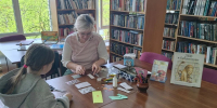 «Книжный карнавал» – творческий урок в рамках Общероссийского дня библиотек для юных читателей провела заведующая Форносовской поселковой библиотекой Инна Капранова. - Межпоселенческая ЦБС
