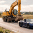 Верховный суд разрешил давний спор: можно ли обгонять трактор или экскаватор через сплошную - Pg13.Ru