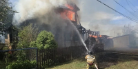 В Алнашах огонь уничтожил дом с надворными постройками - Комитет по делам гражданской обороны и чрезвычайным ситуациям