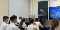 Нижегородских школьников учат распознавать звонки от мошенников на уроке «Цифрового ликбеза» - Министерство цифрового развития и связи