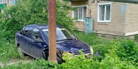 «Гранта» врезалась в столб в Самарской области, пострадала девочка - Самарская Газета
