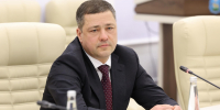 Губернатор Михаил Ведерников встретился с представителями оппозиционных фракций накануне годового отчёта - Pln-Pskov.Ru