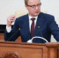 Виктор Томенко выступает с отчетом о работе правительства региона за год - Сетевое издание Толк