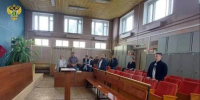 Щёкинский межрайонный суд вынес приговор в отношении 13 жителей региона в возрасте от 27 до 43 лет. Все они признаны виновными по части 3 статьи 171.2 УК РФ (организация и проведение азартных игр вне игорной зоны с использованием интернета и средств связи, совершённые организованной группой с извлечением дохода в крупном размере). - ГТРК