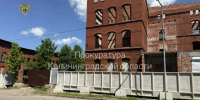 Семье школьника, который упал в заброшенной казарме в Черняховске, выплатили 700 тысяч рублей - Комсомольская правда