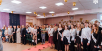 Сегодня в школах Кировского района Санкт‑Петербурга прошли последние звонки для 1211 выпускников - Кировский район
