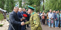 28 мая глава города Балаково Михаил Усталов поздравил балаковцев с Днем пограничника. - Администрация г. Балаково
