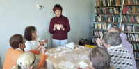 В Лесном прошел мастер-класс по созданию куклы-мотанки - Бурлинский район
