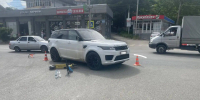 В Сочи две девочки пострадали в ДТП с электросамокатом и внедорожником - Sochi24.tv
