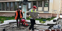 В Североморске начали ремонт основания бюста Саши Ковалева - Арктик-ТВ