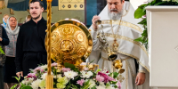 В Канавинском благочинии торжественно встретили ковчег с частицей мощей святого праведного Алексия Бортсурманского - Нижегородская епархия