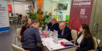 Представители учебных заведений из Санкт-Петербурга пообщались с псковичами ярмарке вакансий - InformPskov.Ru